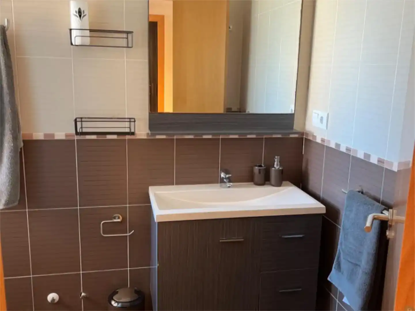 Bathroom of Flat for rent in Piles, Valencia