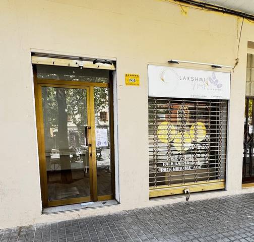 Local comercial en Alquiler en Passeig Maragall en El Guinardó