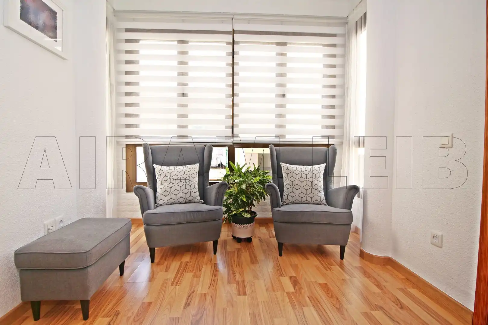 Living room of Flat for sale in Gran Via de Colom