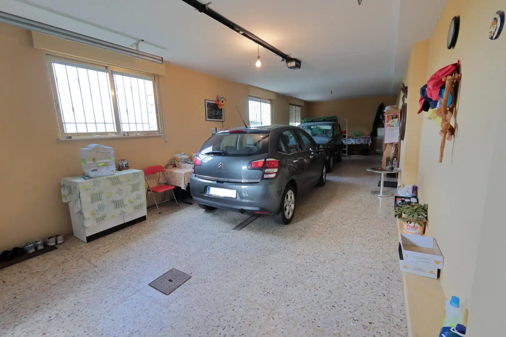 Parking de Finca rústica en venta en Castropodame con Calefacción y Piscina