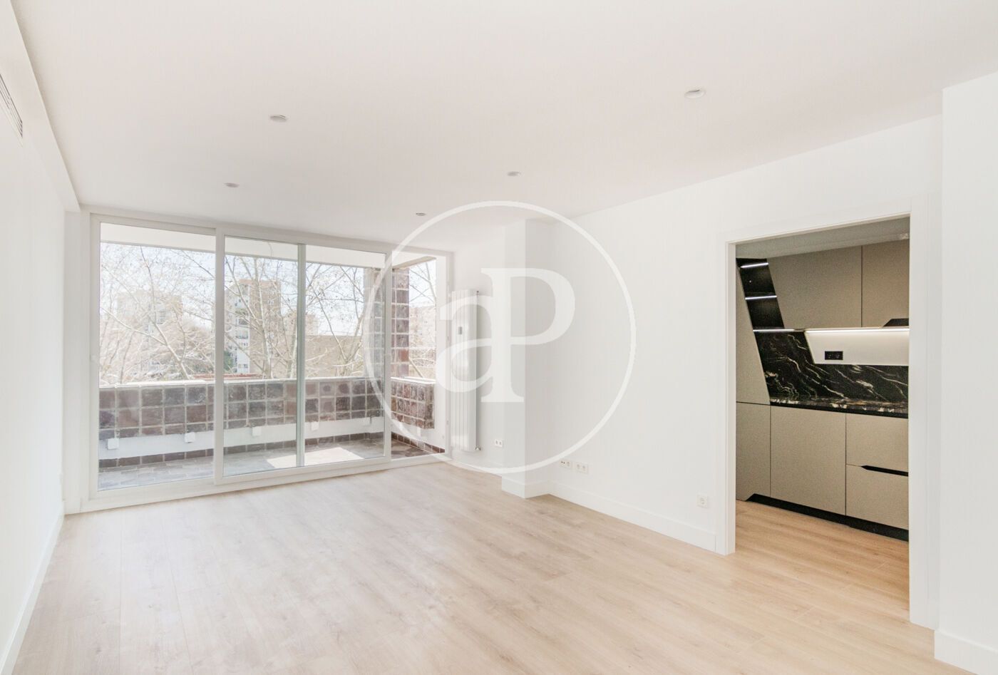 Exterior view of Flat for sale in  Madrid Capital  with Air Conditioner, Heating and Terrace