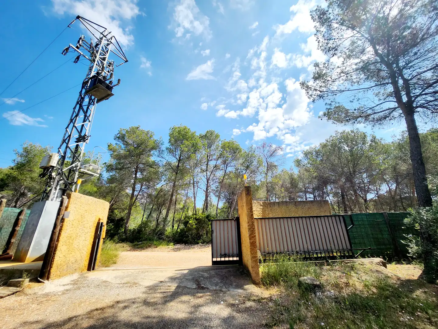 Vista exterior de Finca rústica de alquiler con opción a compra en Esparreguera con Calefacción, Jardín privado y Terraza