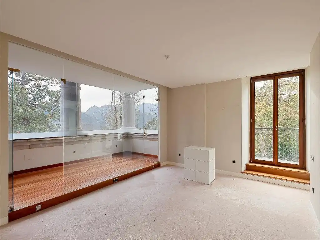 Edificio en venta en Oviedo 