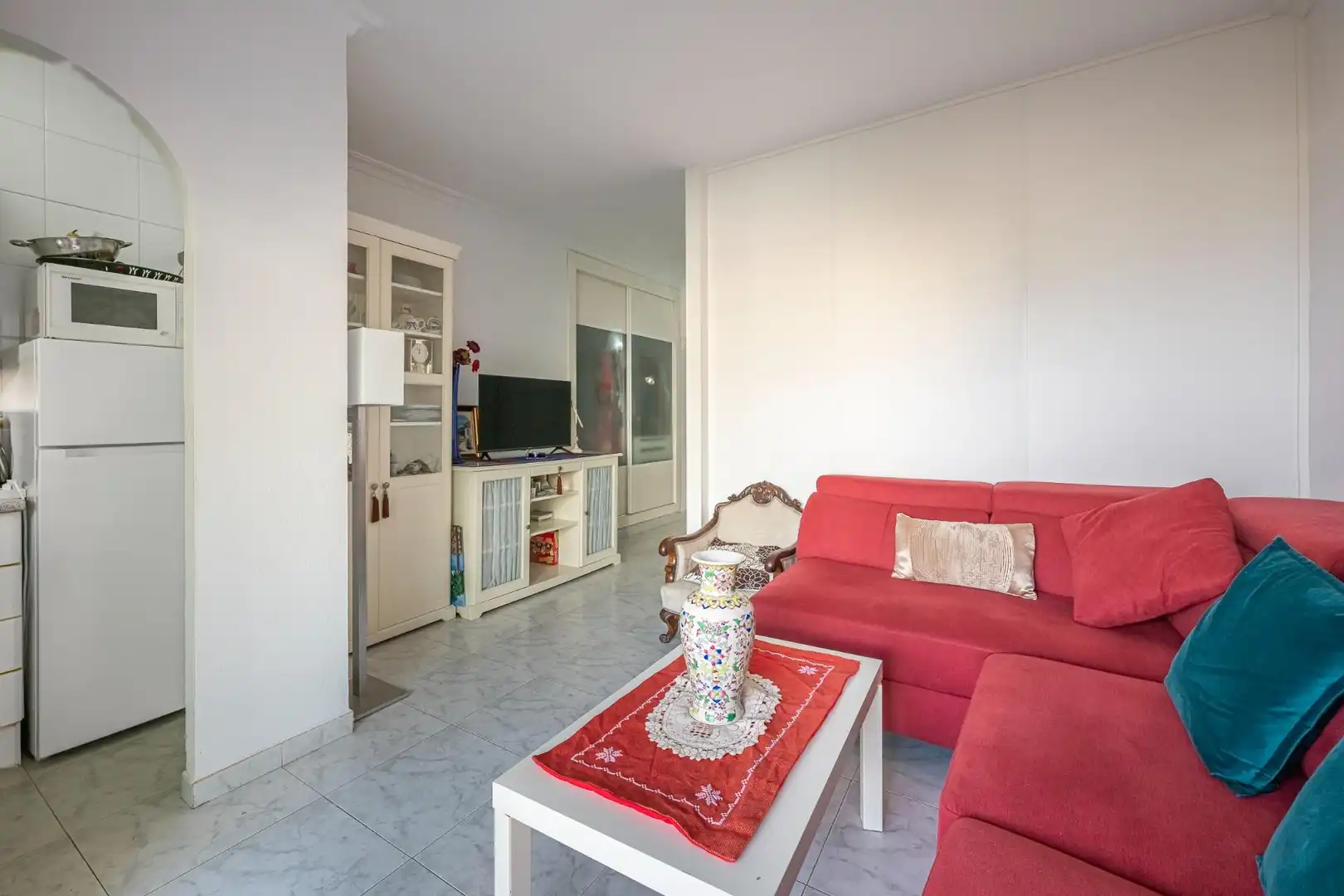 Sala d'estar de Apartament en venda en Fuengirola amb Aire condicionat, Calefacció i Jardí privat