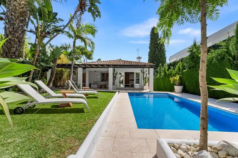 Exterior view of Houses for rent in Marbella  with Air Conditioner, Private garden and Terrace