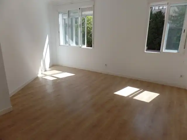 Habitación de Piso en venta en Madrid con Calefacción, Horno y Lavadora