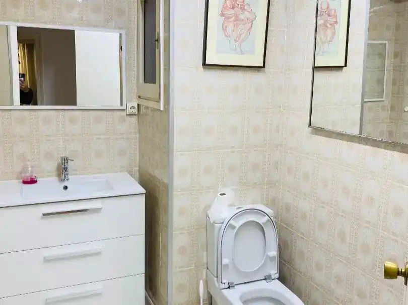 Baño de Piso de alquiler en Reus con Amueblado