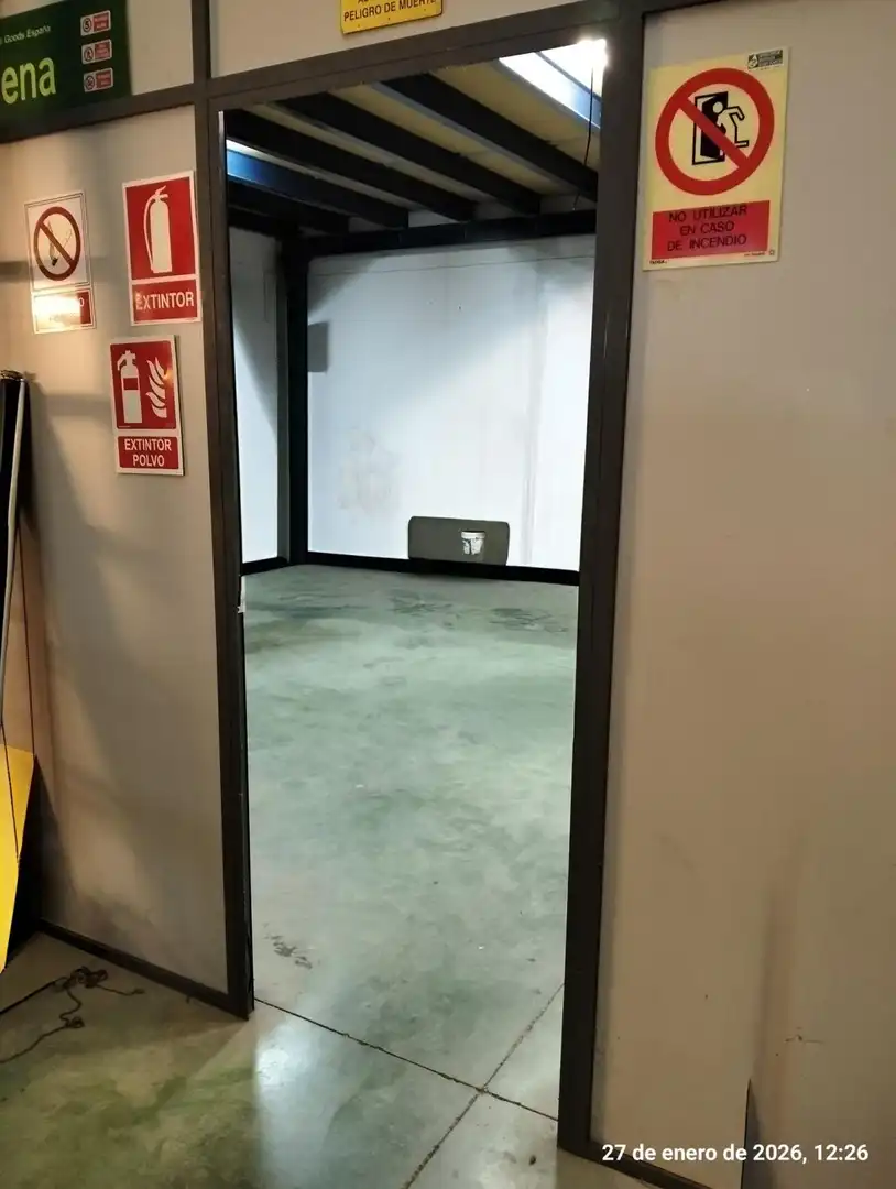 Nave industrial en venta en Sevilla