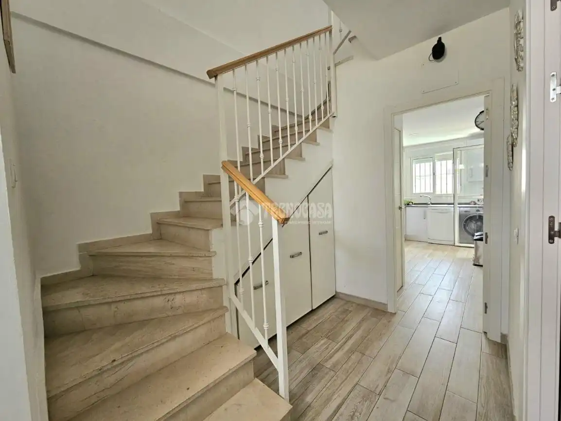Detached homes for sale in Almensilla