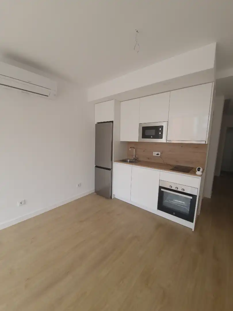 Kitchen of Flat for rent in Madrid  with Air Conditioner, Heating and Storage room
