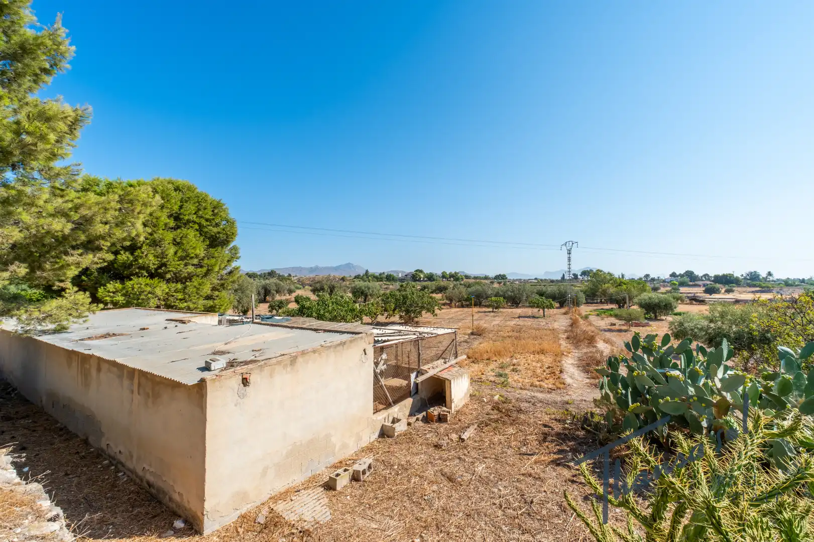 Casa adosada en venda en Alicante / Alacant amb Aire condicionat, Jardí privat i Terrassa