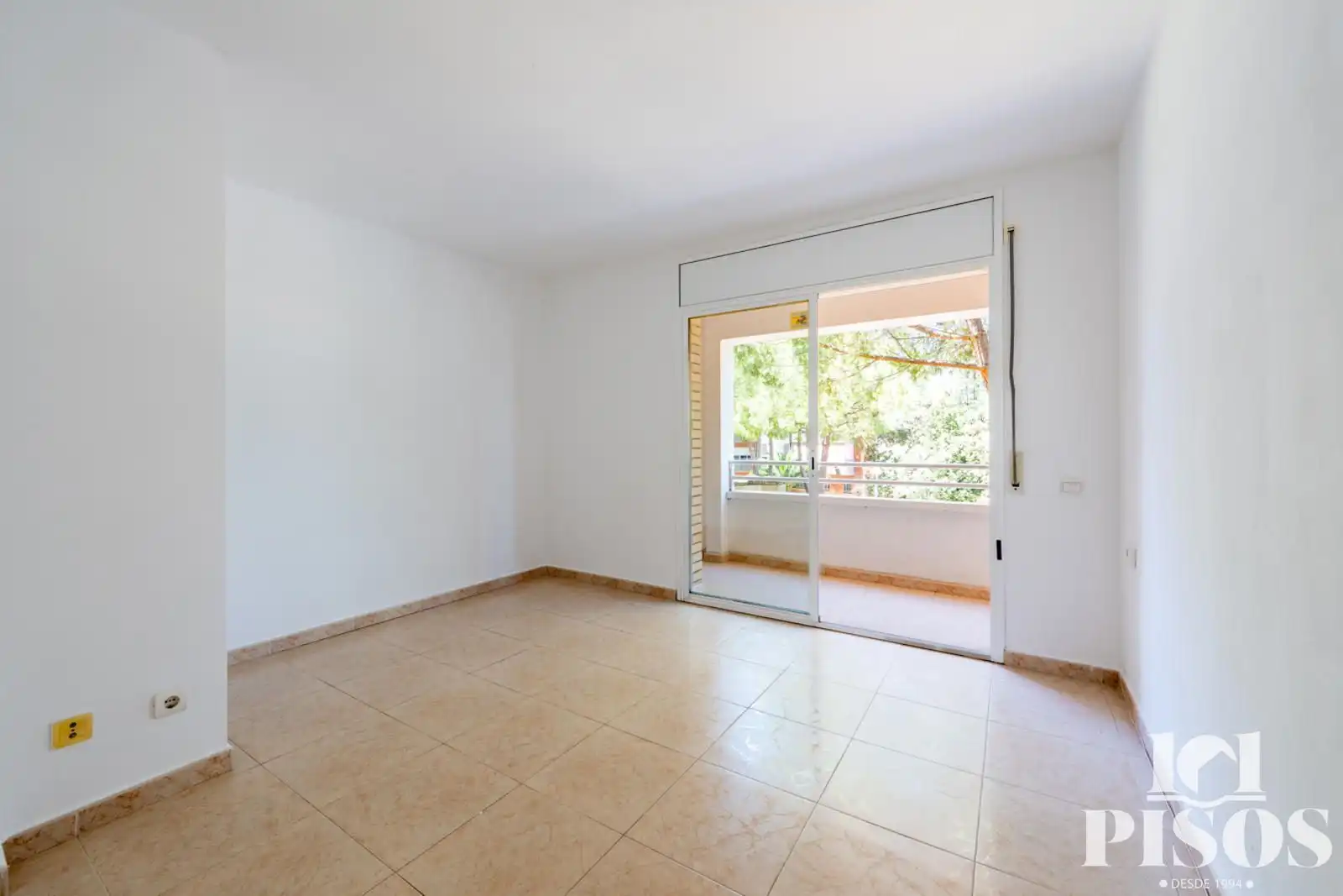 Bedroom of Duplexes for sale in Rubí  with Air Conditioner, Heating and Terrace