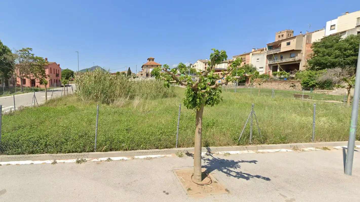 Terreno residencial en venta en Breda