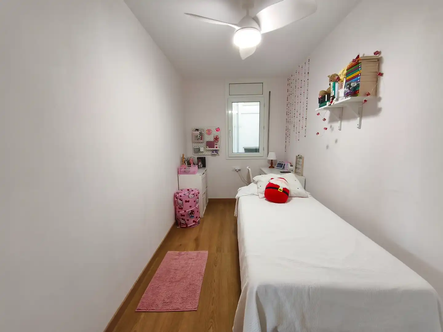 Habitación de Dúplex en venta en Girona con Aire acondicionado, Calefacción y Parquet
