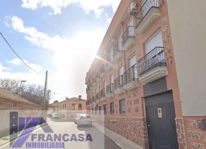 Piso con ascensor en venta en Alameda de la Sagra, imagen 2