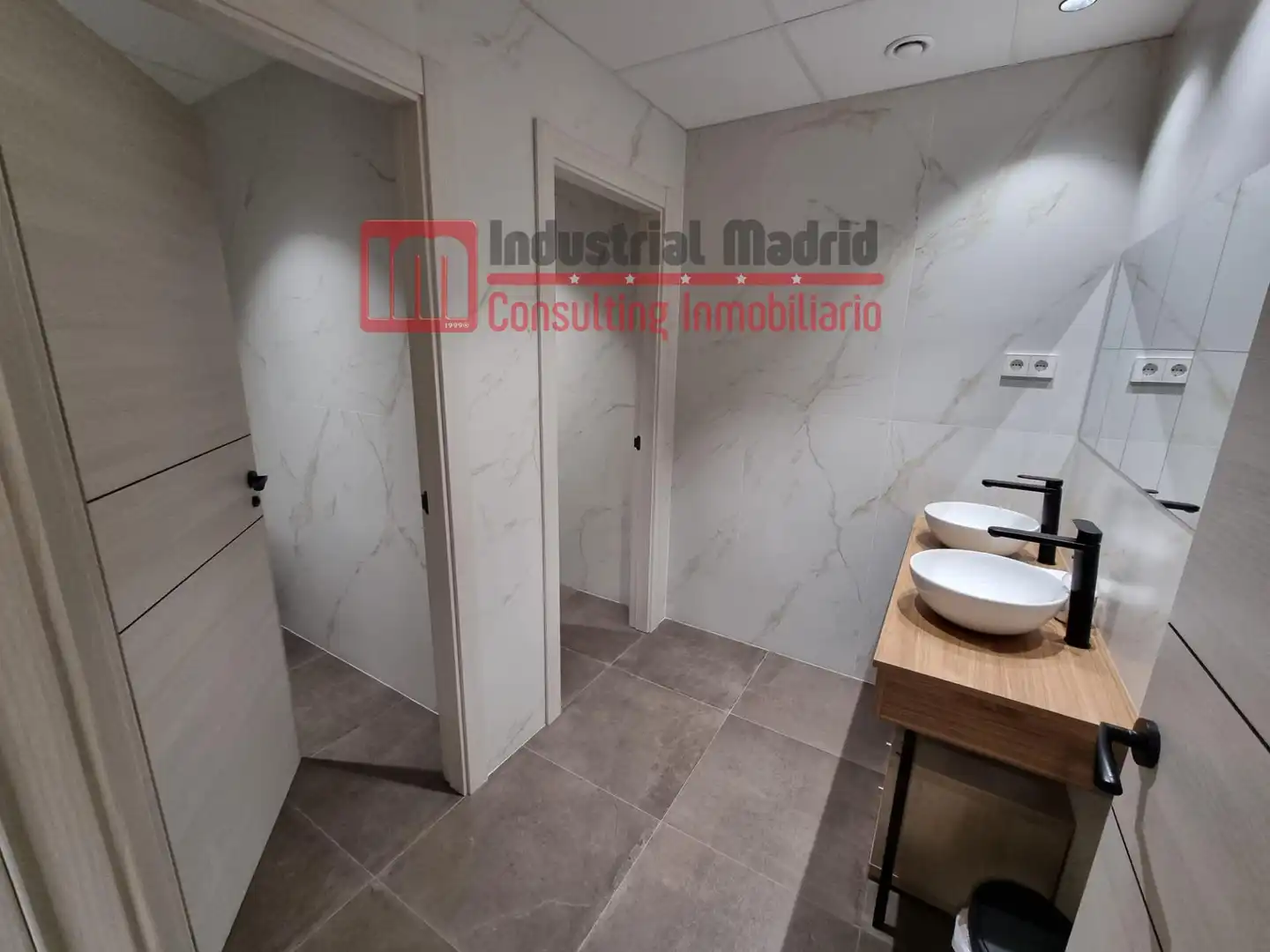 Bany de Nau industrial en venda en Torrejón de Ardoz