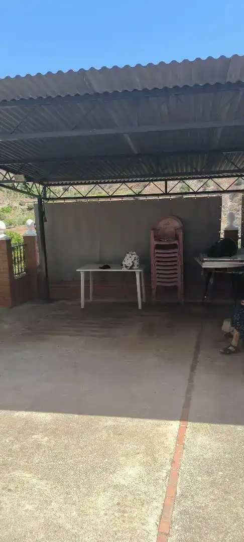Terrassa de Finca rústica en venda en Comares amb Aire condicionat i Piscina