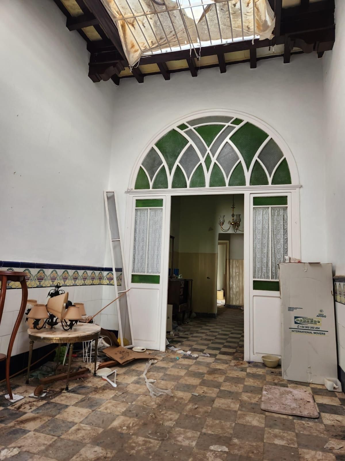 House or chalet for sale in San Fernando  with Storage room