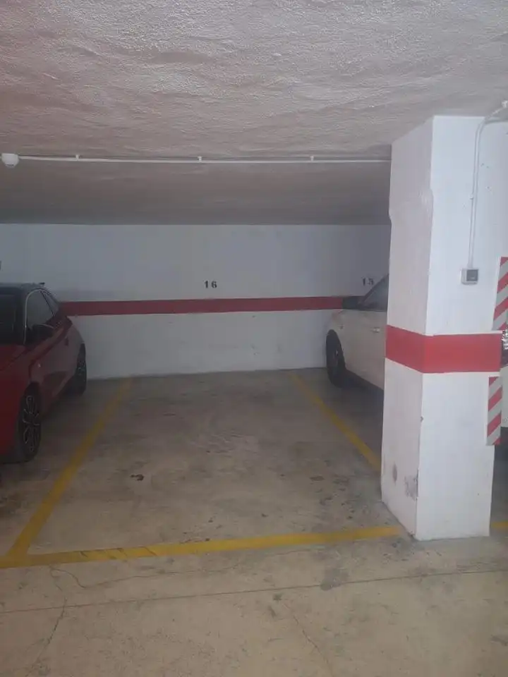 Aparcament de Dúplex en venda en Valencia amb Aire condicionat i Terrassa