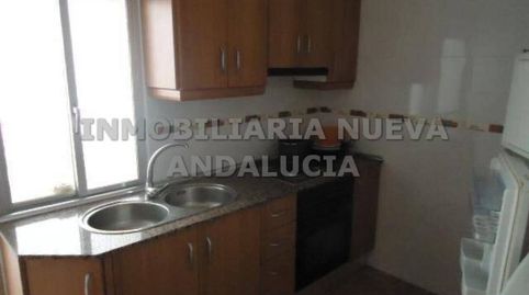 Foto 2 de Piso de alquiler en Nueva Andalucía, Almería Capital