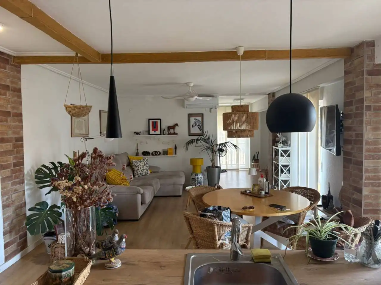 Dining room of Flat for rent in Valencia  with Air Conditioner and Balcony