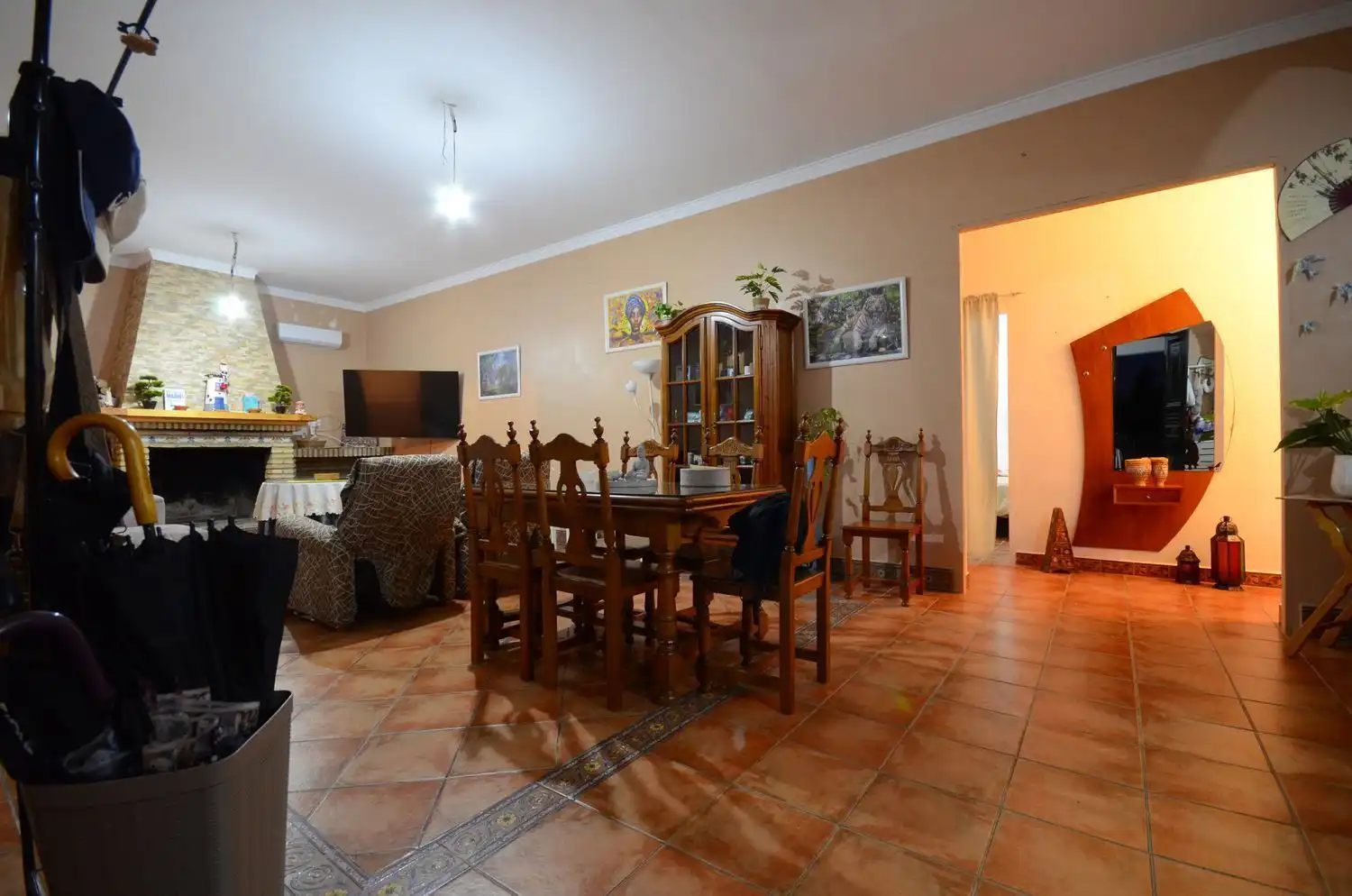 Menjador de Finca rústica en venda en La Palma del Condado amb Aire condicionat, Terrassa i Traster