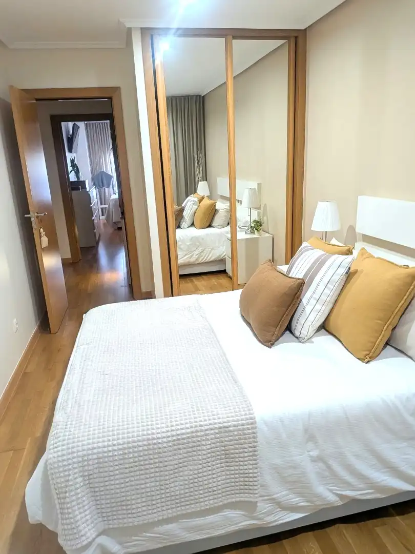 Habitación de Piso en venta en Narón con Amueblado