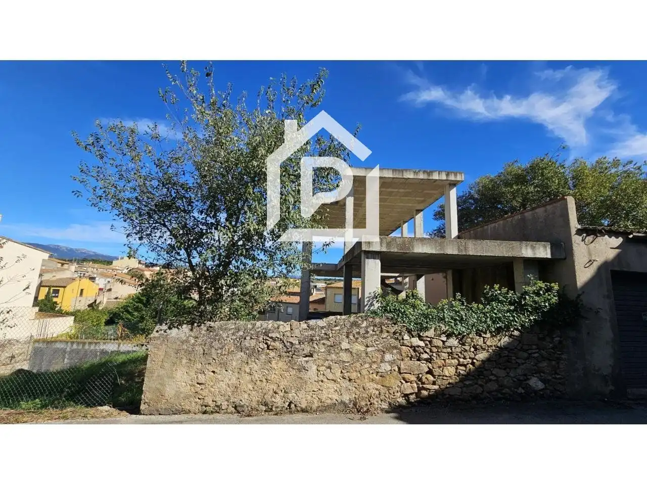 Außenansicht von Grundstücke zum Verkauf in Capmany, Girona