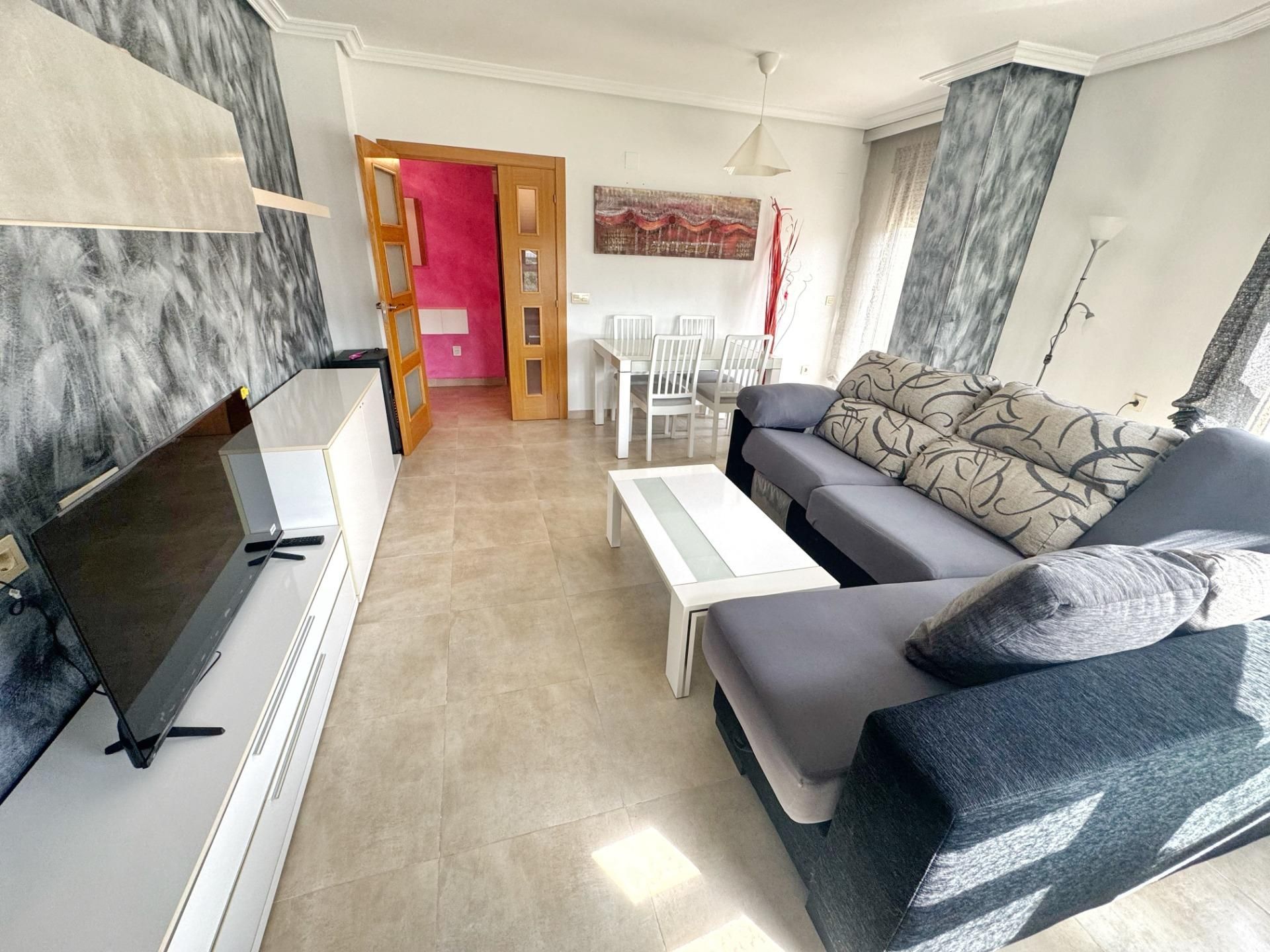 Sala d'estar de Pis de lloguer en Elda amb Balcó