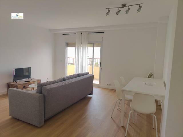 Piso en Alquiler en Cabo de las Huertas