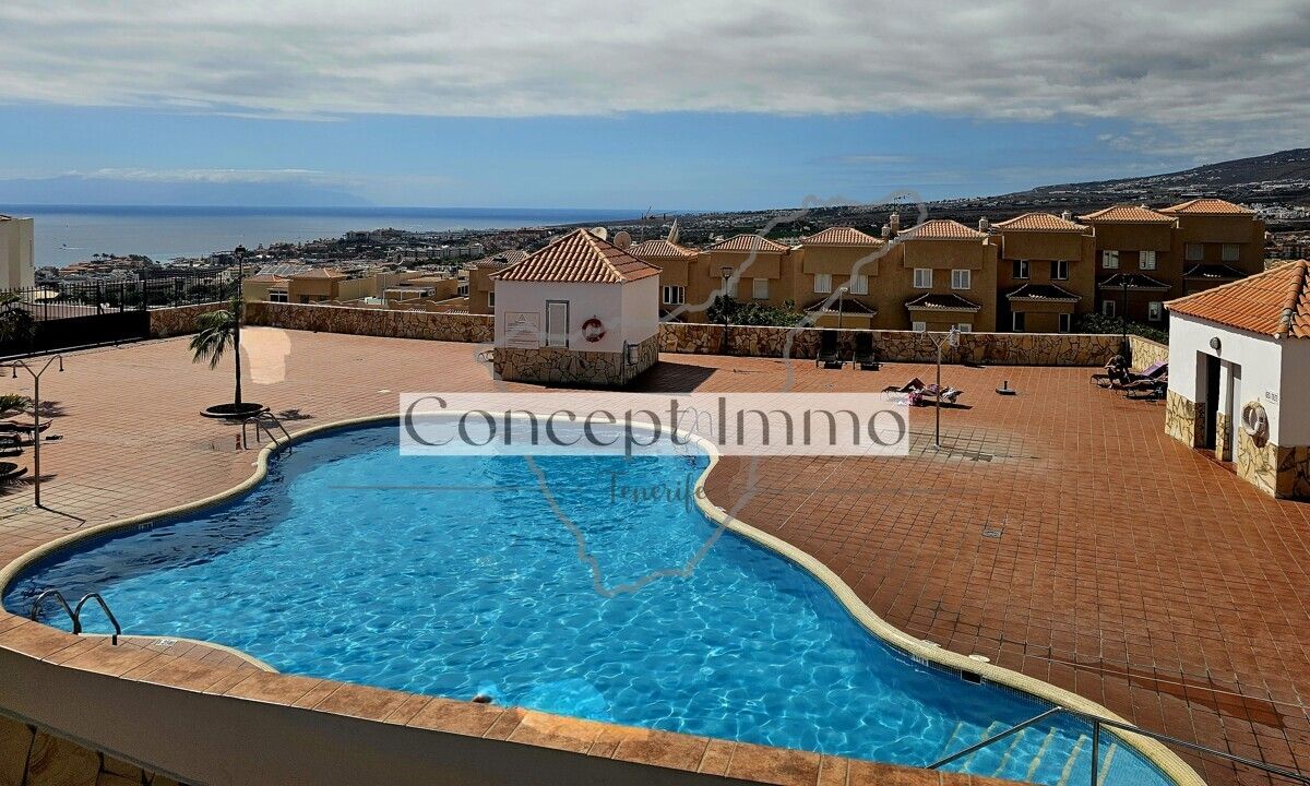 Swimming pool of Planta baja to rent in Adeje  with Terrace and Community pool