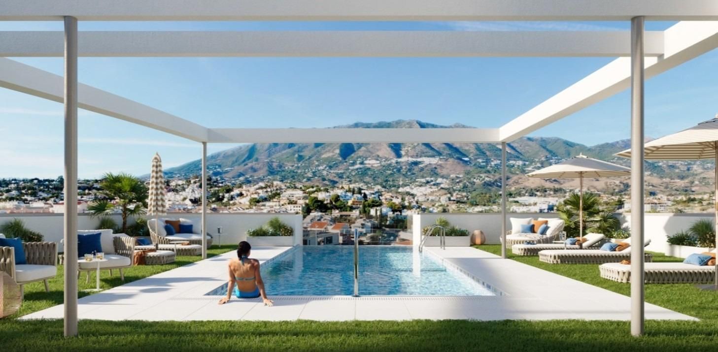 Exterior view of Apartment for sale in Fuengirola  with Air Conditioner, Heating and Terrace