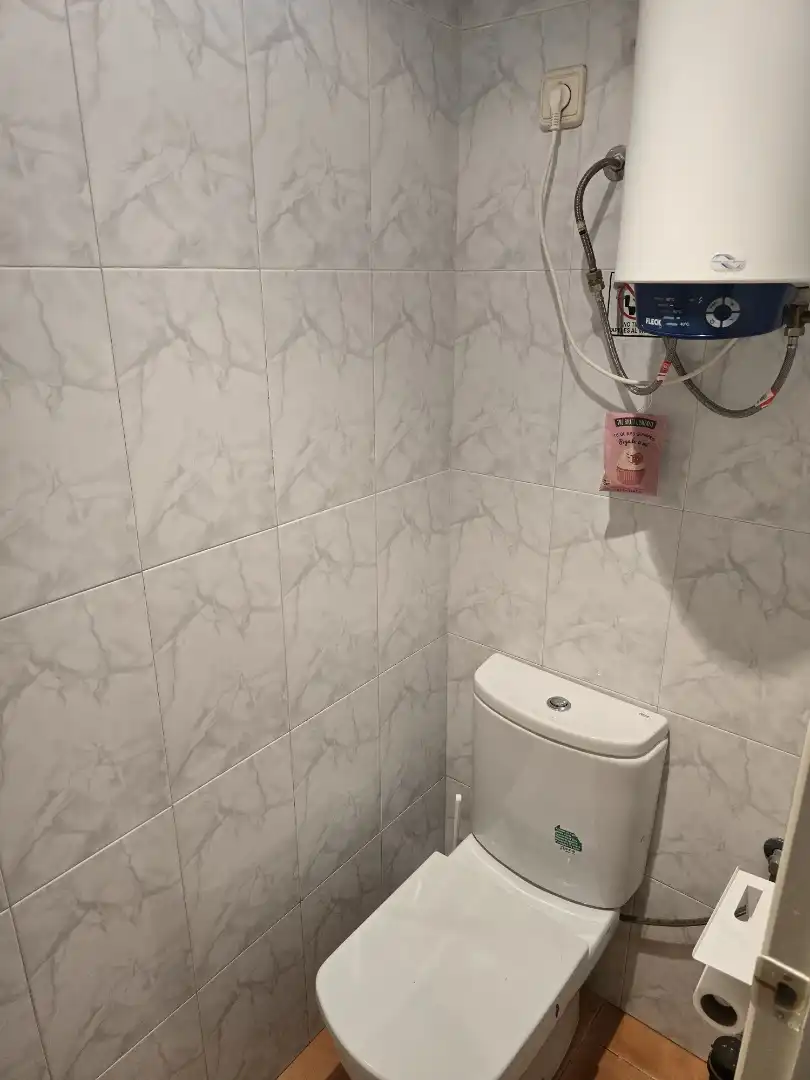 Bany de Local en venda en Alcobendas amb Aire condicionat