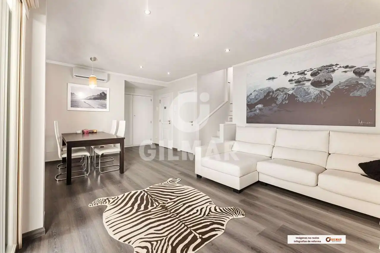 Sala de estar de Casa adosada en venta en Granadilla de Abona con Aire acondicionado, Terraza y Amueblado
