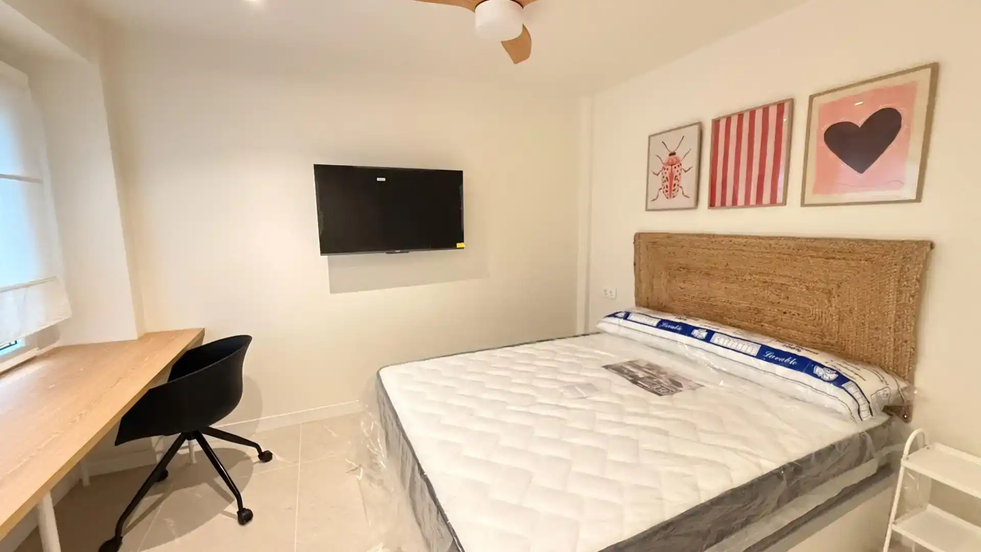 Schlafzimmer von Wohnung zur Miete in Elche / Elx mit Klimaanlage