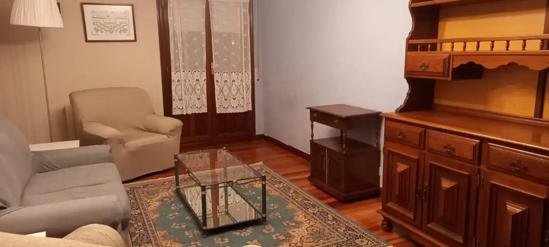 Wohnzimmer von Wohnung zur Miete in Medina de Pomar mit Parkett, Möbliert und Waschmaschine