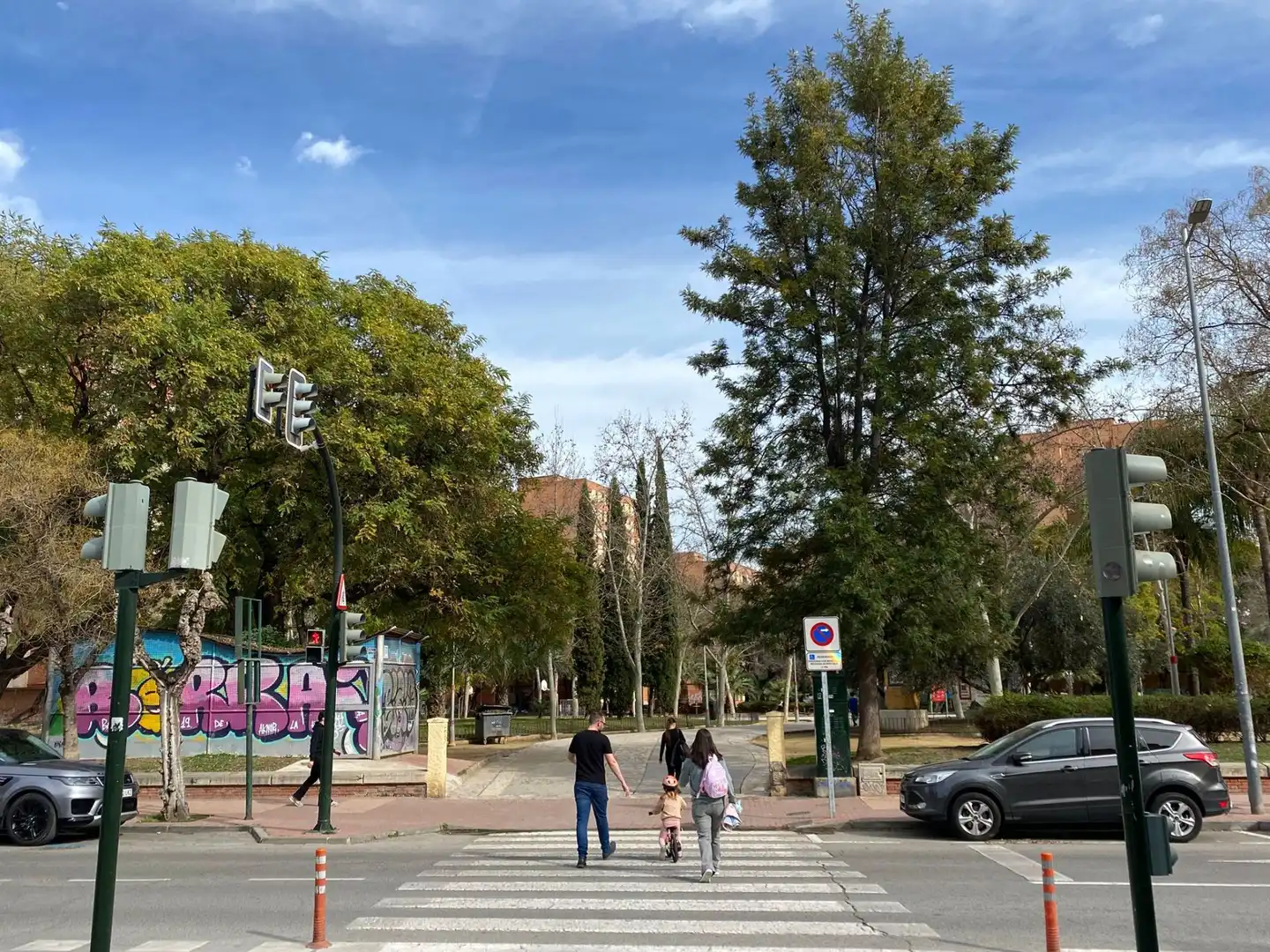 Local de lloguer a Madrid, 6, La Fama