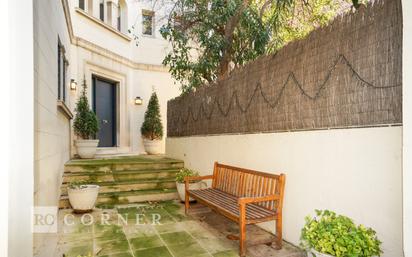 Garden of House or chalet for sale in  Barcelona Capital  with Air Conditioner