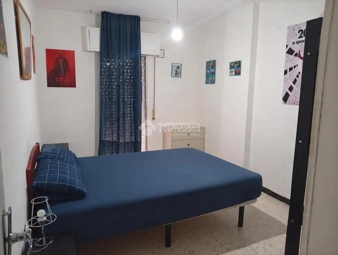 Habitación de Piso en venta en Sevilla