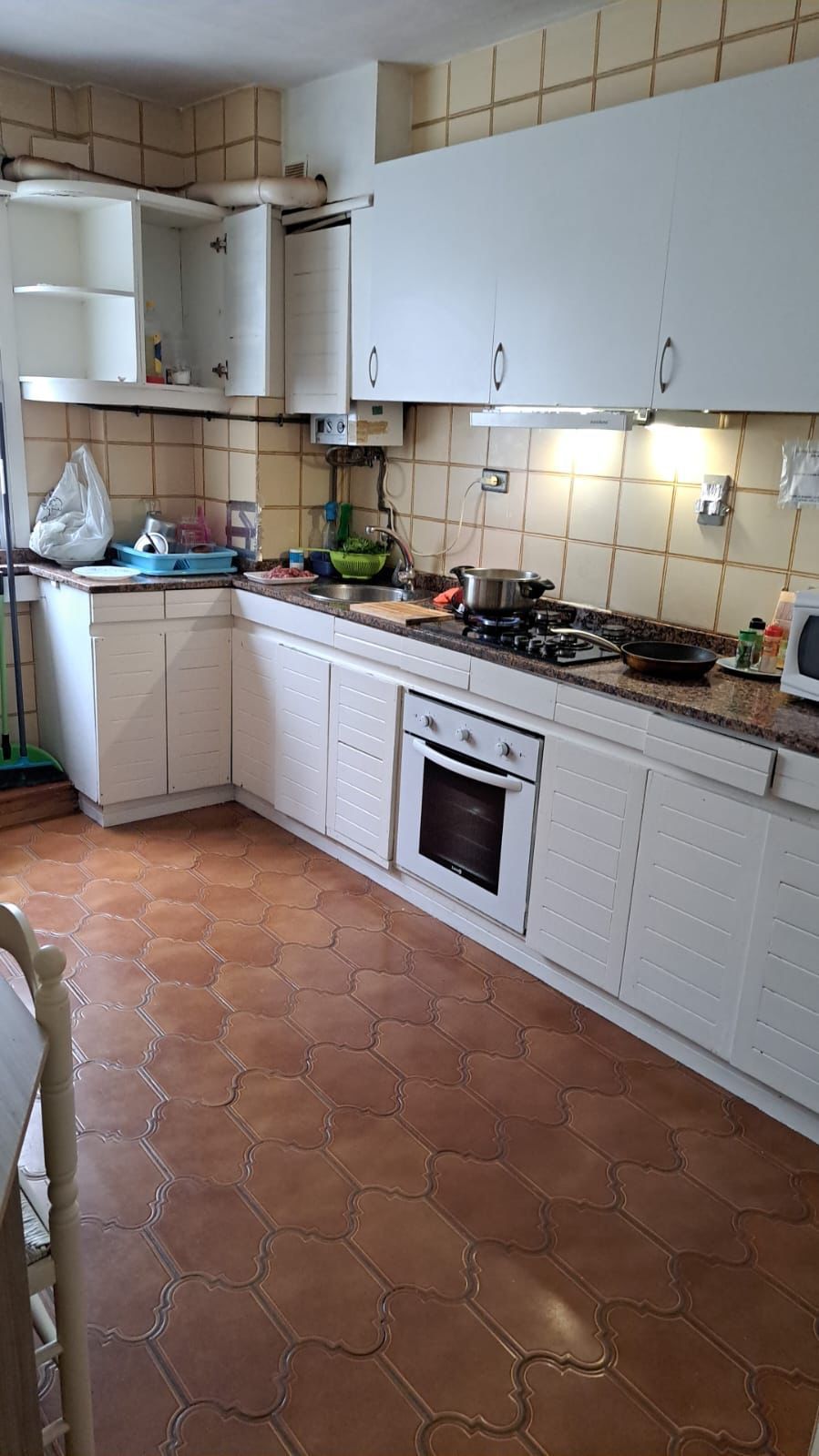 Kitchen of Flat for sale in Vigo   with Heating, Parquet flooring and Storage room