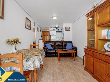Apartament amb piscina en venda a Zona Carrefour - Urbanizaciones