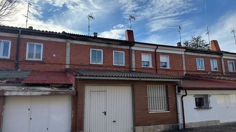 Foto 4 de Casa adosada en venta en Calle Sagrada Familia, Villafría - La Ventilla - Castañares, Burgos Capital