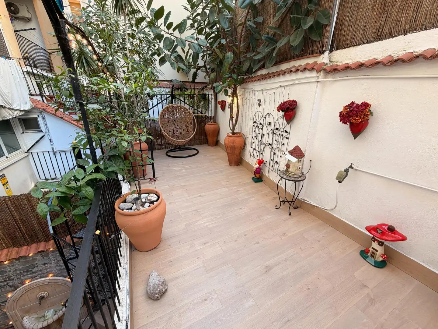 Terrasse von Maisonette zum Verkauf in Barcelona mit Klimaanlage, Terrasse und Balkon