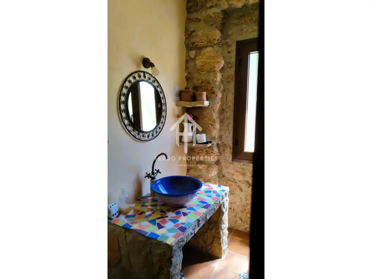 Bathroom of Country homes for sale in Algarinejo  with Heating, Terrace and Swimming Pool