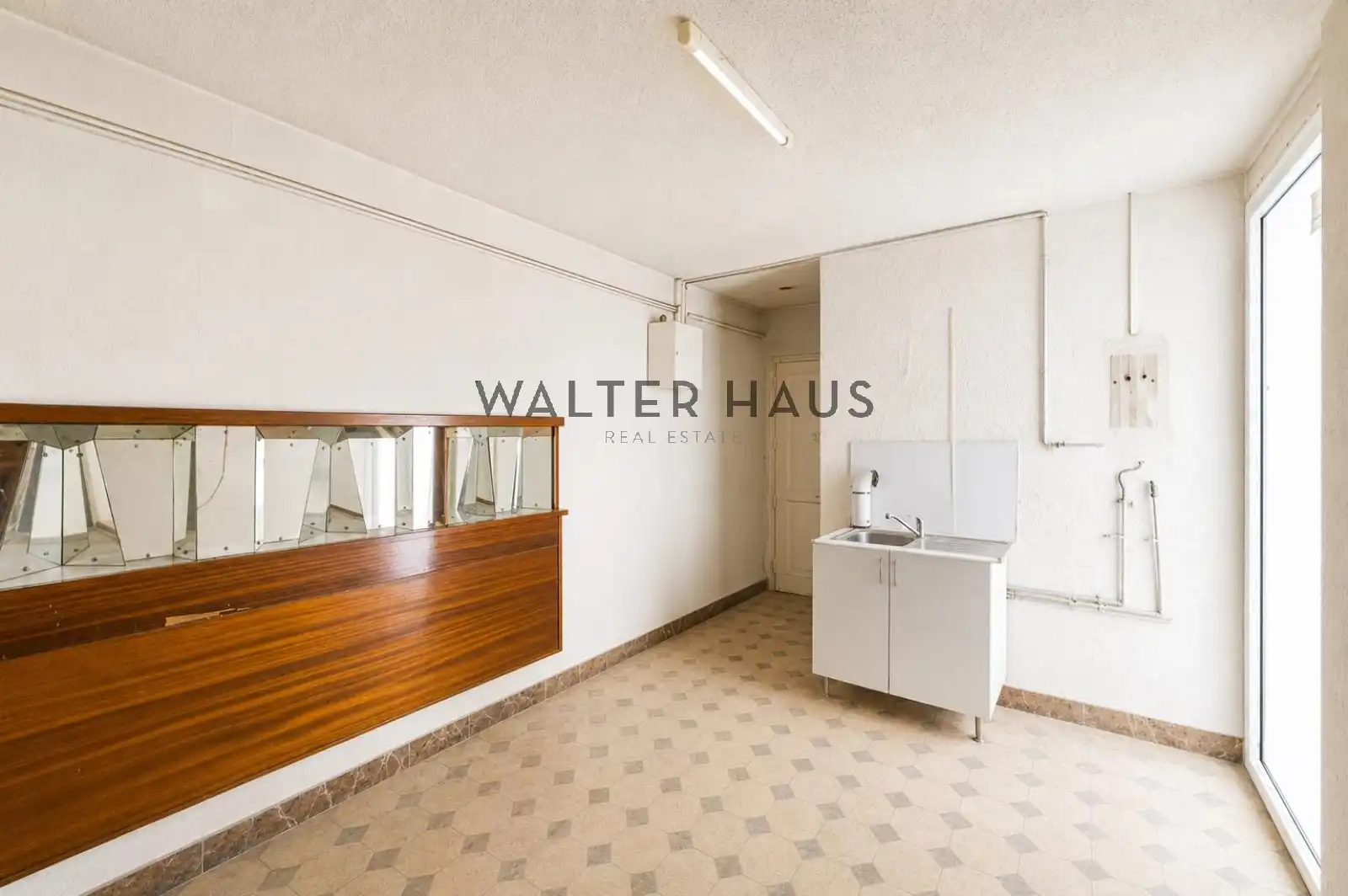 Kitchen of Flat for sale in Madrid  with Storage room