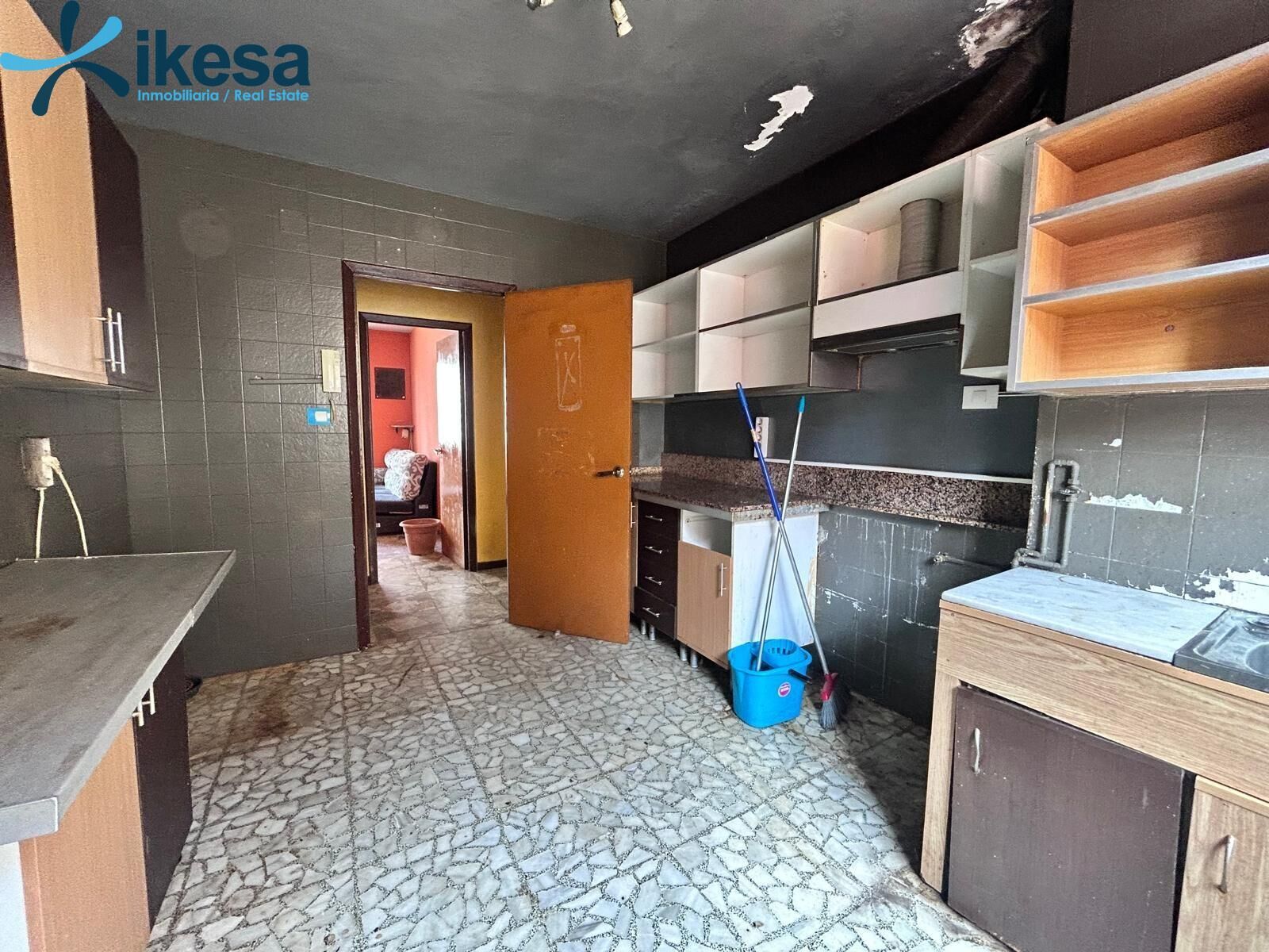 Kitchen of Flat for sale in Moaña  with Heating, Terrace and Storage room