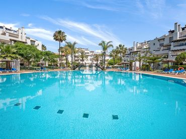 Piso con ascensor en venta en San Pedro de Alcántara