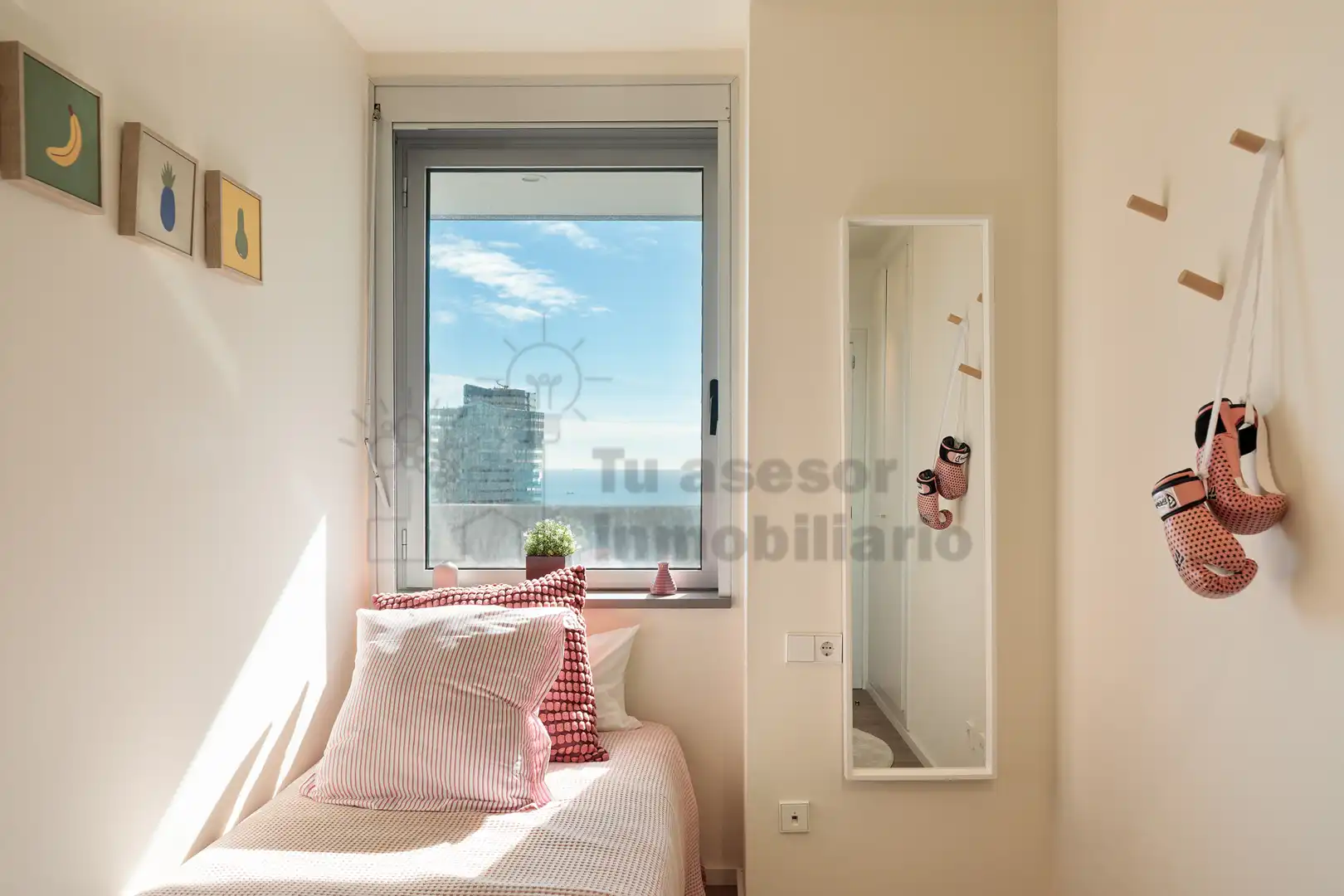 Habitación de Piso en venta en Barcelona con Aire acondicionado, Calefacción y Jardín privado
