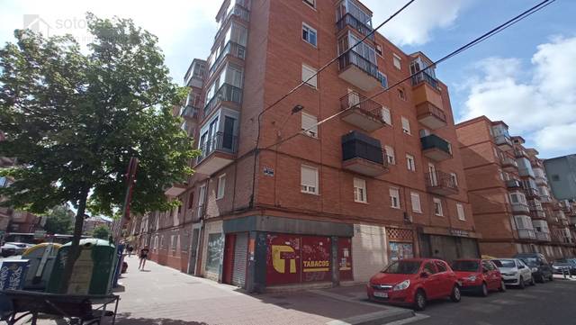 Local comercial en Venta en Cardenal Cisneros, 19 en Rondilla