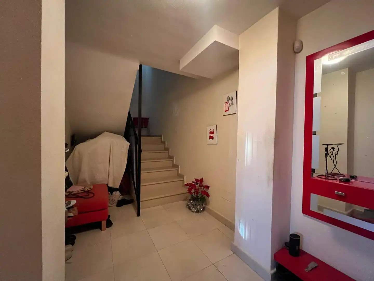 Casa o xalet en venda a Calle Calle Gigantes y Cabezudos, Villamartín - Las Filipinas